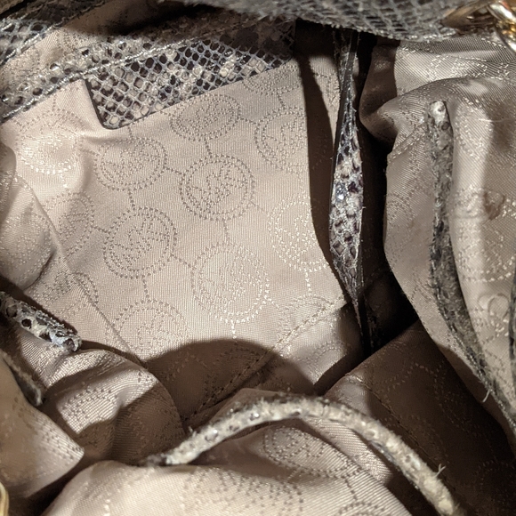 Michael Michael Kors Snake Print Bag - Picture 4 of 7